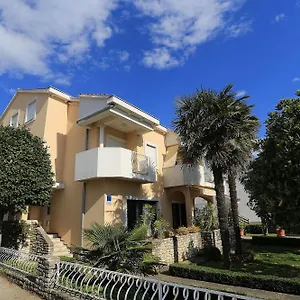 Sonja Apartament